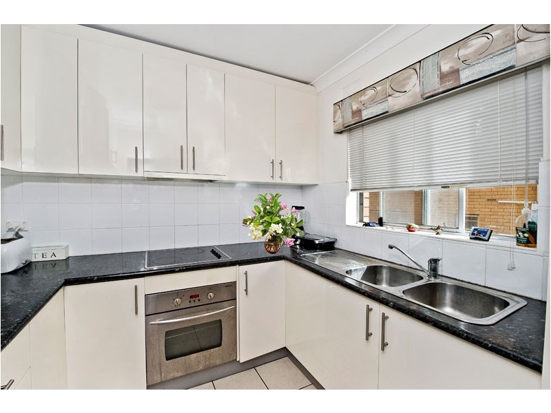 2/305 Arden Street, Coogee NSW 2034