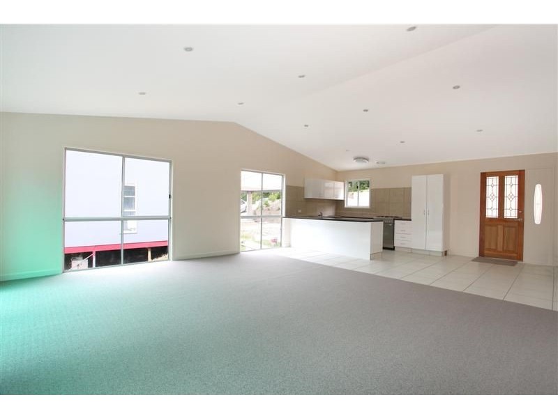 115 North Road, Lower Beechmont QLD 4211