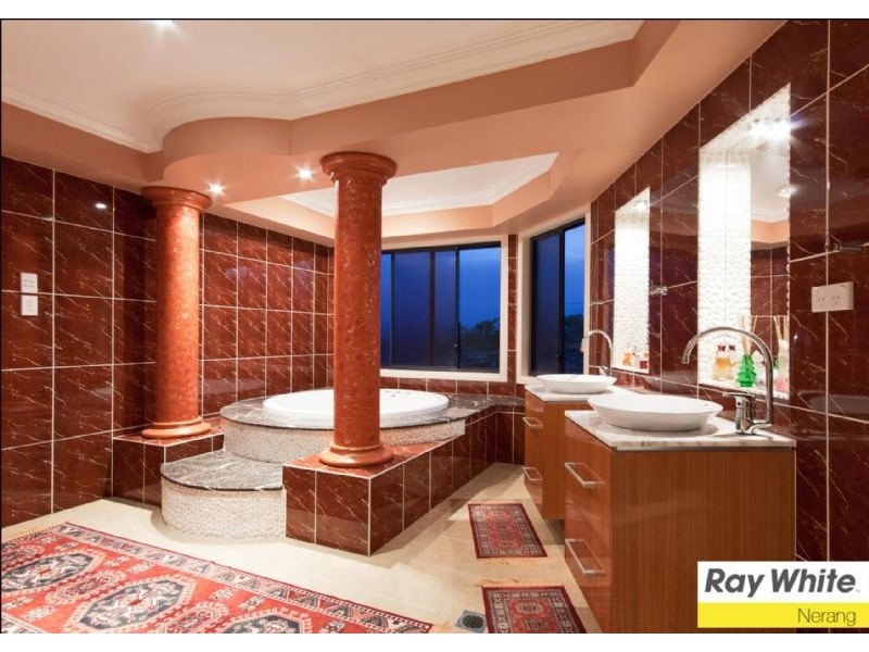 30 Ballah Crescent, Highland Park QLD 4211