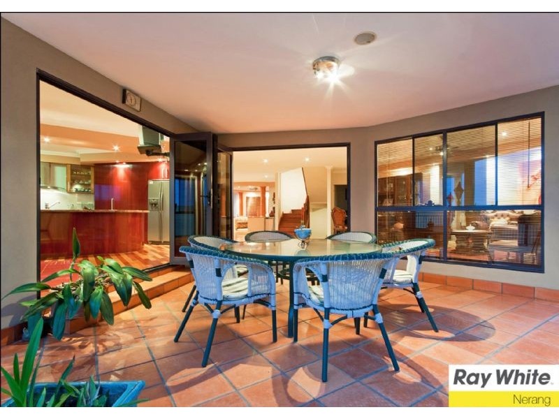 30 Ballah Crescent, Highland Park QLD 4211