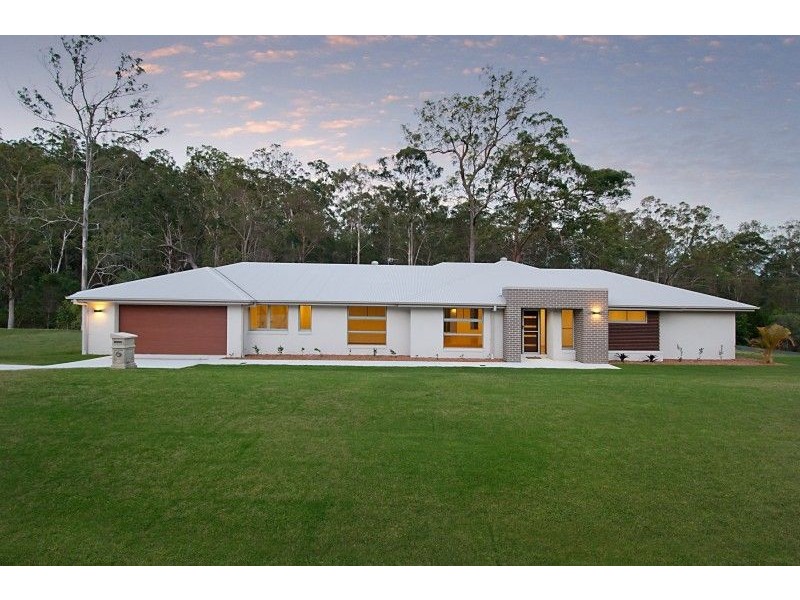205 Crane Crescent, Nerang QLD 4211