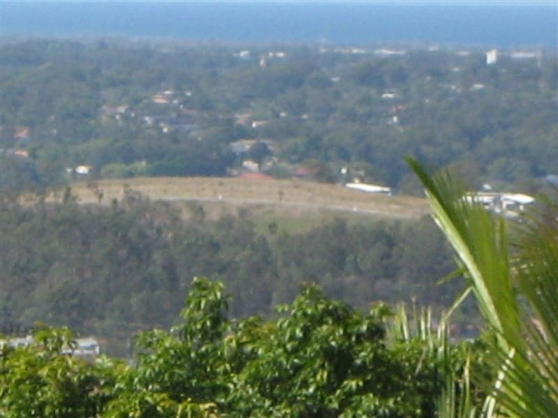 90 Kincaid Drive, Highland Park QLD 4211