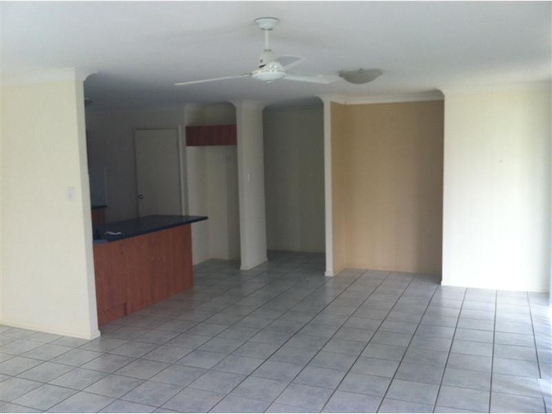 3 Sandhurst Cr, Upper Coomera QLD 4209