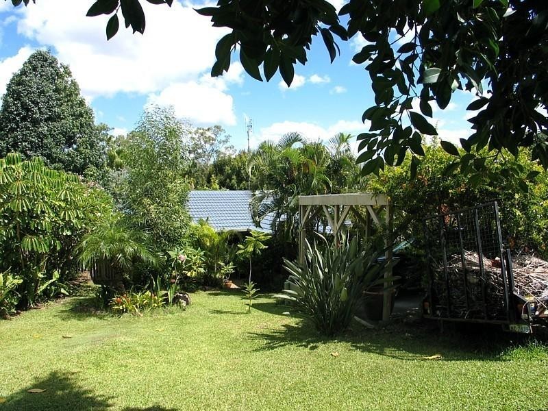 15 Plateau Crescent, Carrara QLD 4211