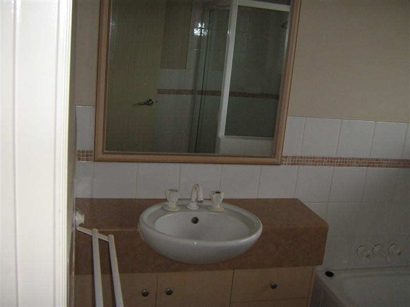 3 Meadow Way, Upper Coomera QLD 4209