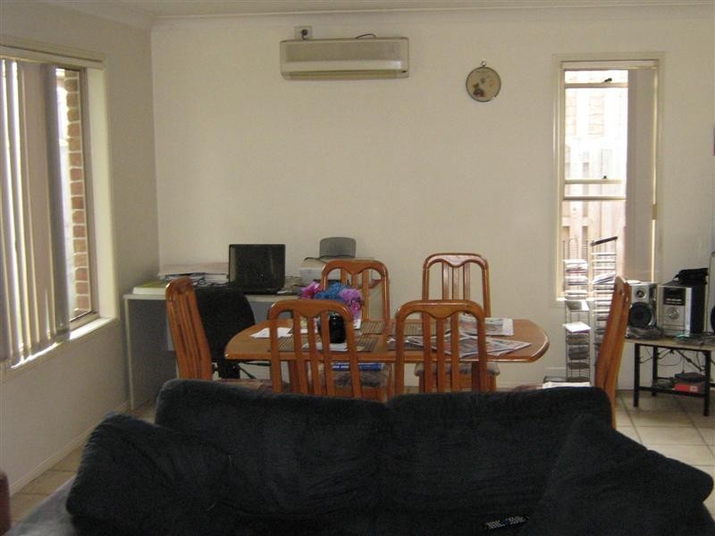 8 Fairbank, Merrimac QLD 4226