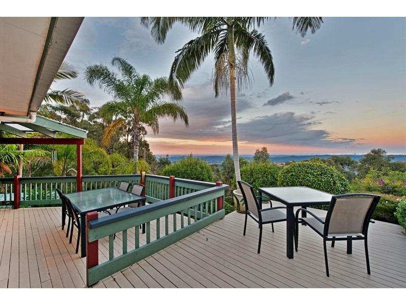 25 Leona Court, Tamborine Mountain QLD 4272