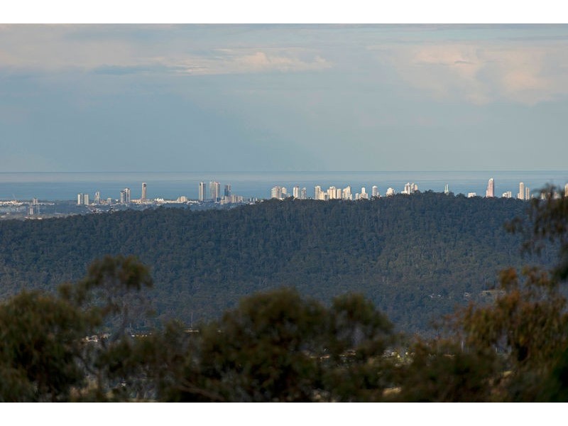 25 Leona Court, Tamborine Mountain QLD 4272