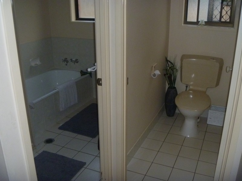 11 Balranald Court, Helensvale QLD 4212