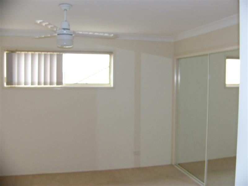 25 Dunedin Close, Merrimac QLD 4226