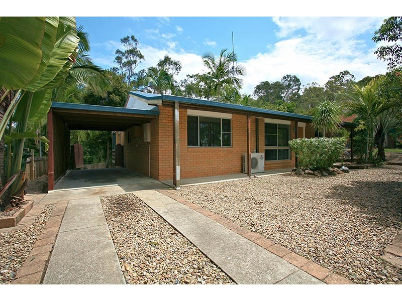 15 DROMANA CRESCENT, Helensvale QLD 4212
