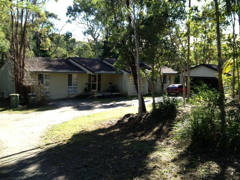 127 Castle Hill Drive North, Nerang QLD 4211