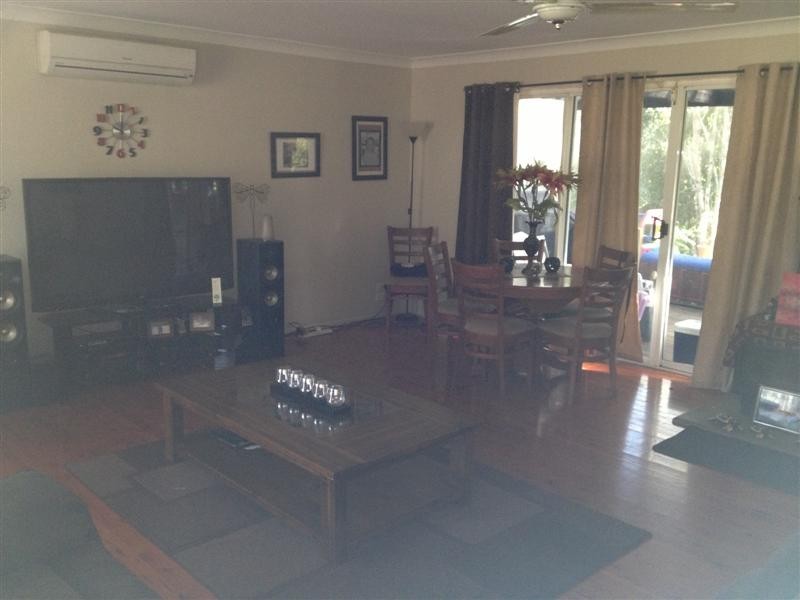 127 Castle Hill Drive North, Nerang QLD 4211