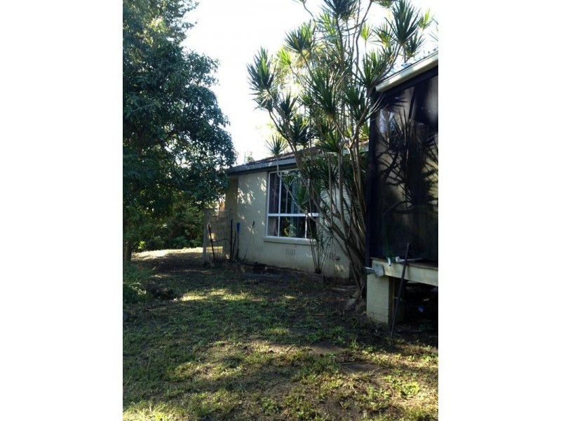 127 Castle Hill Drive North, Nerang QLD 4211