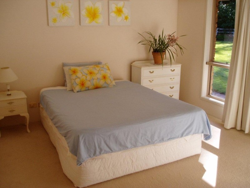 Lorikeet Lane 12 Oak Street, Nerang QLD 4211