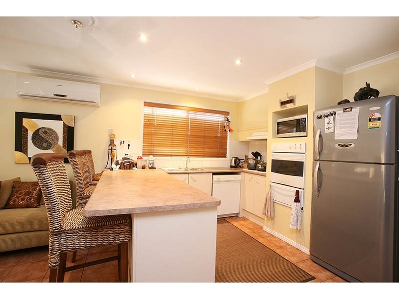 11 Silverash, Oxenford QLD 4210