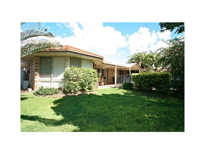 11 Silverash, Oxenford QLD 4210