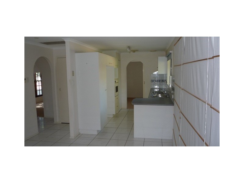 10 BATHURST STREET, Helensvale QLD 4212