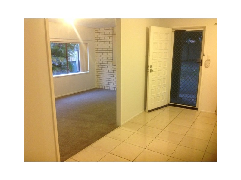 74 Parkes Drive, Helensvale QLD 4212