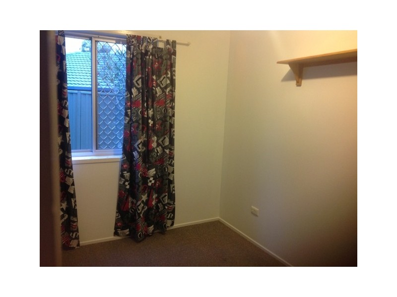 74 Parkes Drive, Helensvale QLD 4212