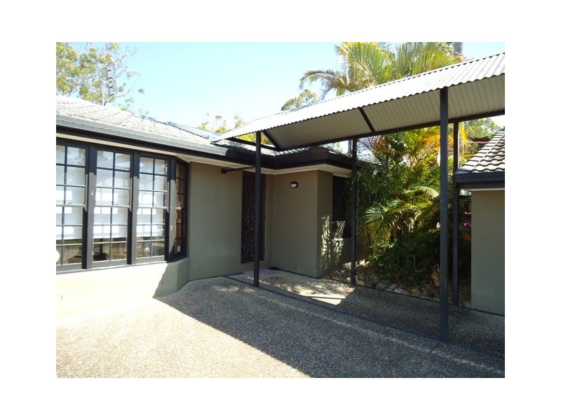 10 Bathurst Court, Helensvale QLD 4212