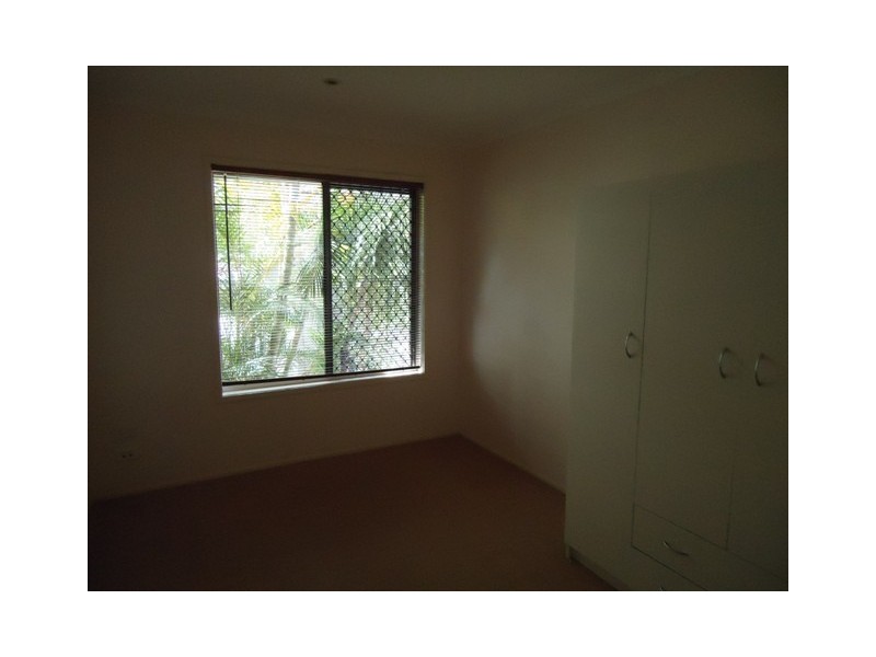 10 Bathurst Court, Helensvale QLD 4212