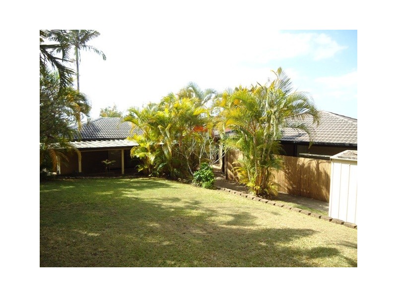 10 Bathurst Court, Helensvale QLD 4212