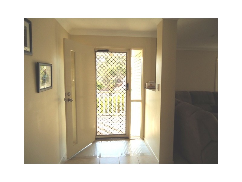 1 Tralee Court, Carrara QLD 4211