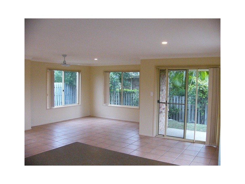 13 FAIRBANK COURT, Merrimac QLD 4226