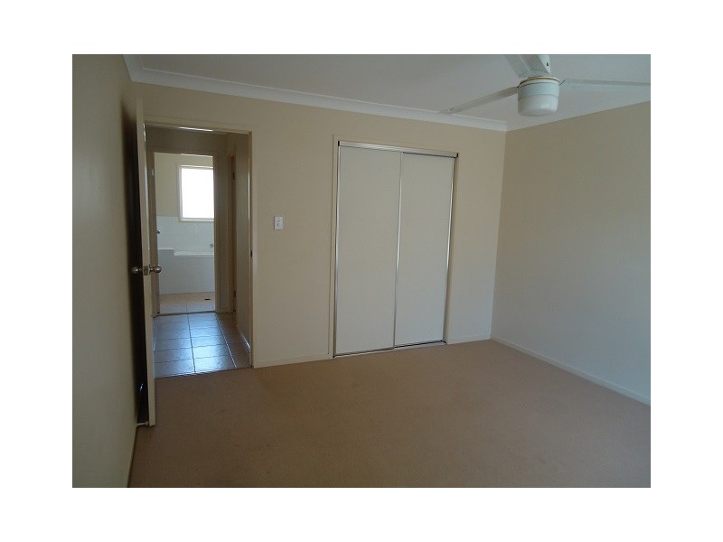 1 Tralee Court, Carrara QLD 4211