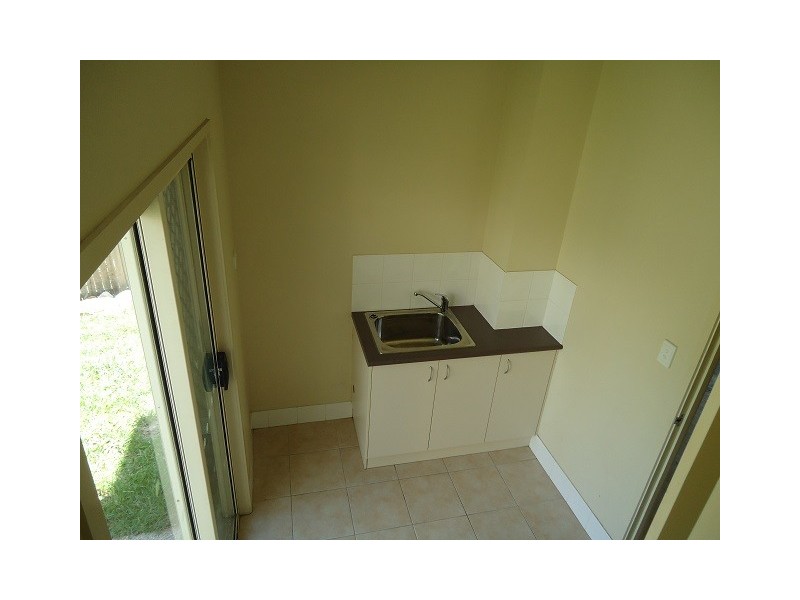 1 Tralee Court, Carrara QLD 4211