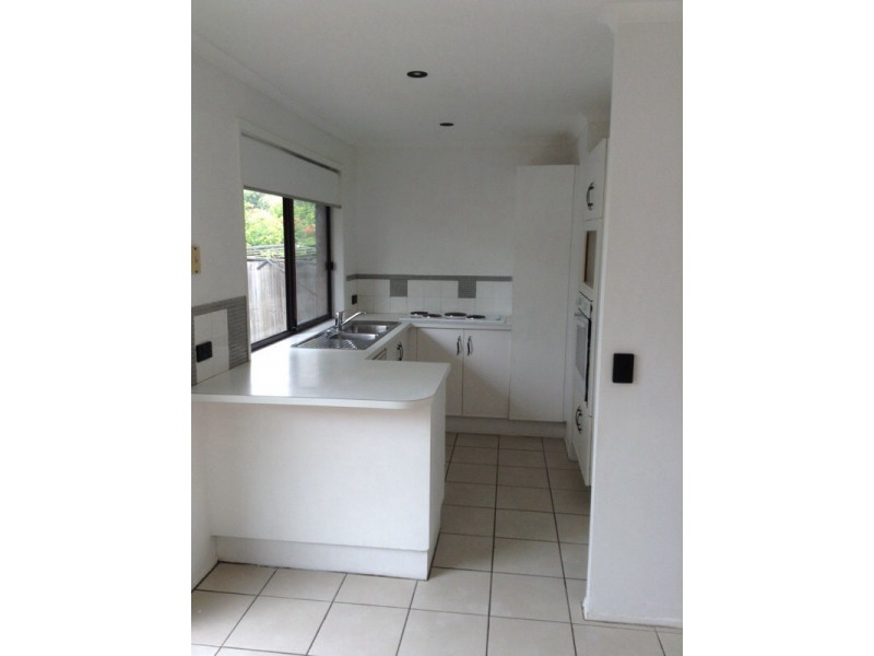 1/41 ALEXANDER DRIVE, Highland Park QLD 4211