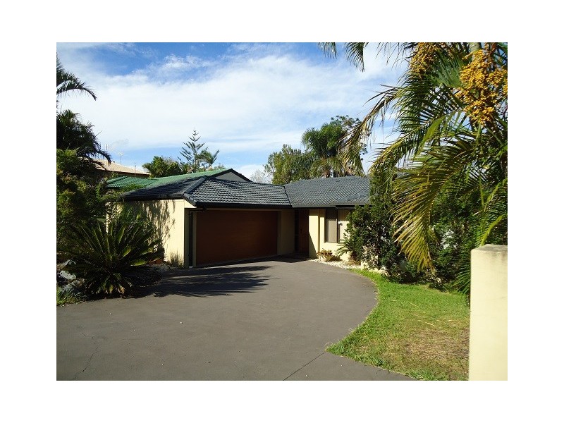 27 Jesmond Road, Helensvale QLD 4212