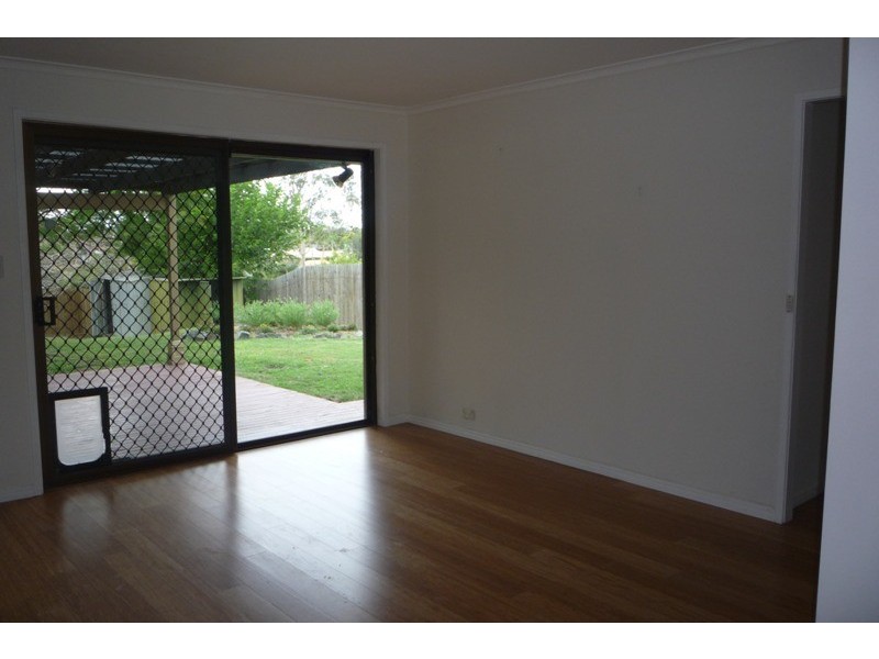 27 Jesmond Road, Helensvale QLD 4212