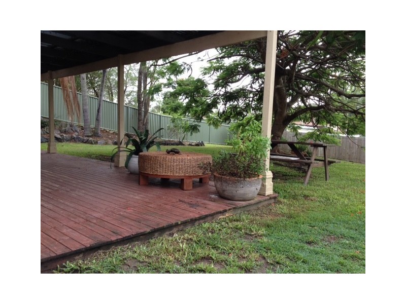 27 Jesmond Road, Helensvale QLD 4212