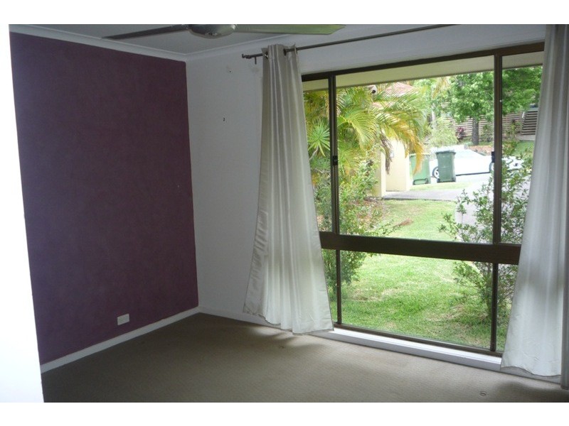 27 Jesmond Road, Helensvale QLD 4212
