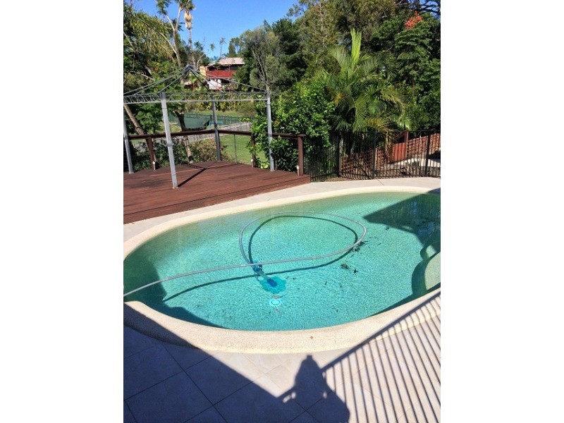 9 Kilmuir Street, Highland Park QLD 4211