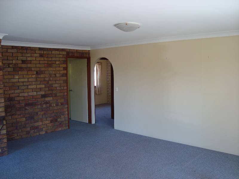 4/9 Christina Court, Mermaid Waters QLD 4218
