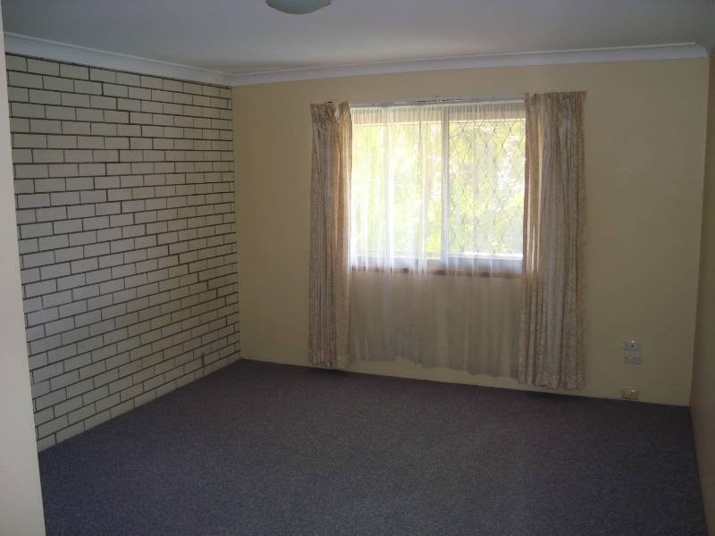 4/9 Christina Court, Mermaid Waters QLD 4218
