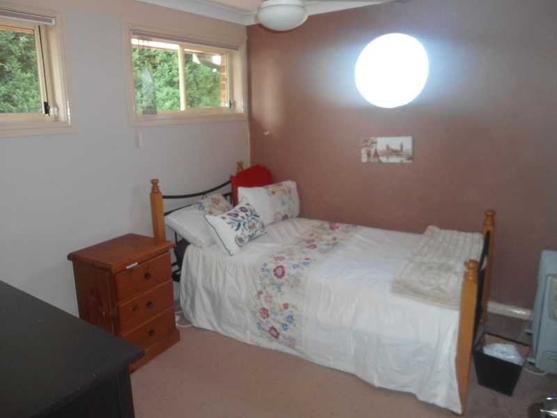 60 Greenacre Rd, Greenacre NSW 2190