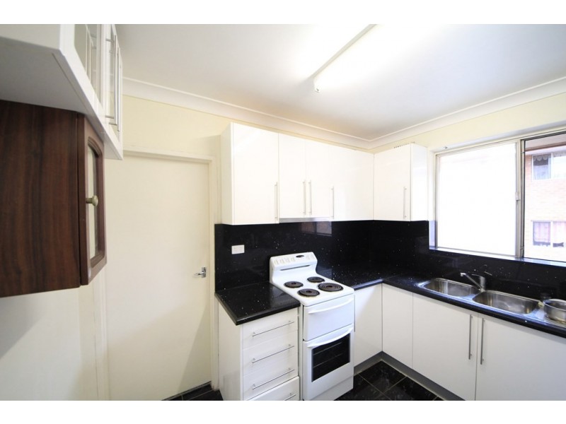 4/82 Wangee Road, Lakemba NSW 2195