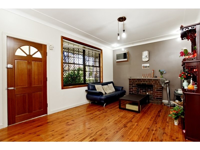 19 DREW STREET, Greenacre NSW 2190