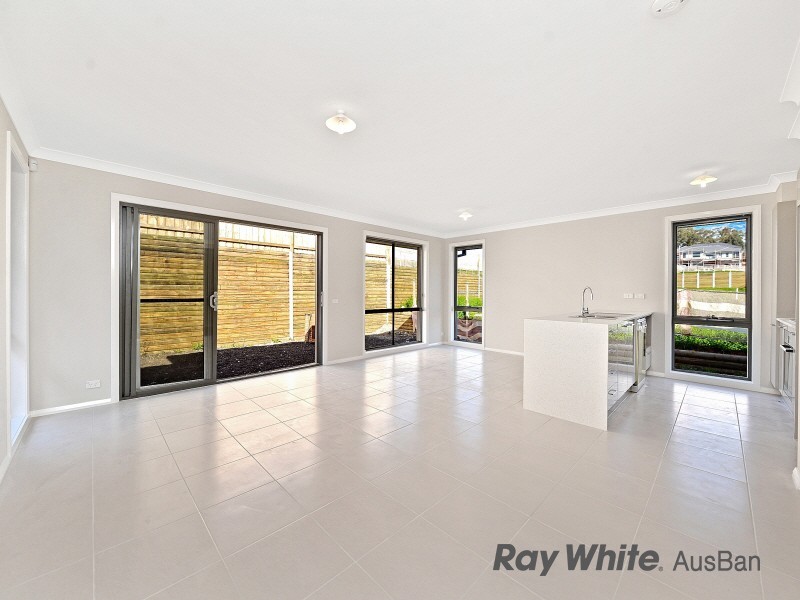 21 Rolla Road, Glenfield NSW 2167