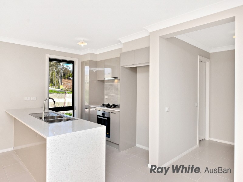 21 Rolla Road, Glenfield NSW 2167