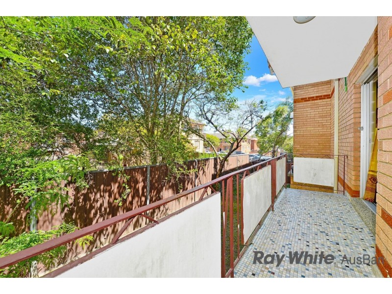 2/1 Hampden Road, Lakemba NSW 2195