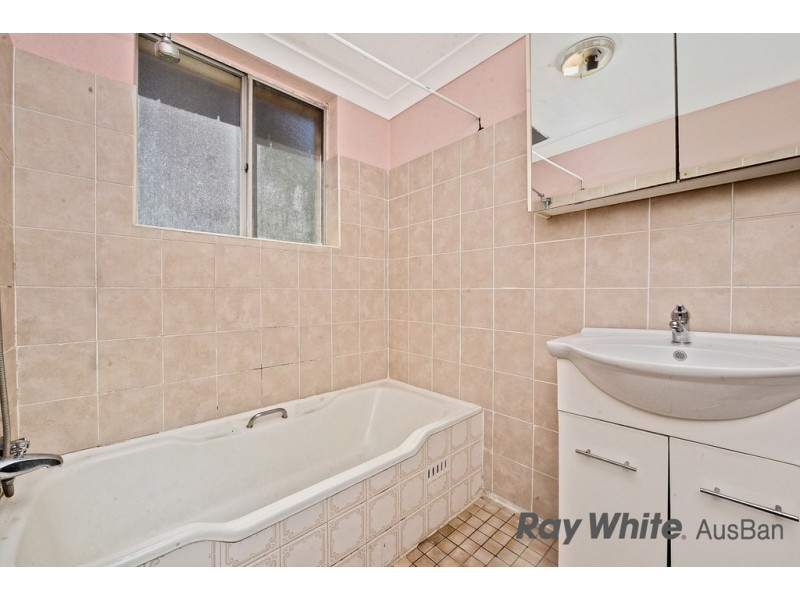 2/1 Hampden Road, Lakemba NSW 2195