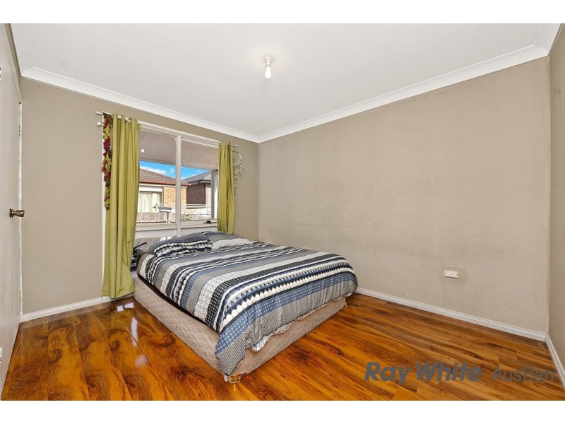 99 Harrow Road, Glenfield NSW 2167
