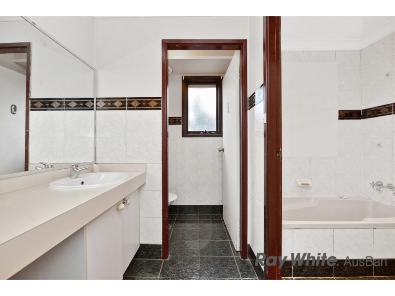 99 Harrow Road, Glenfield NSW 2167