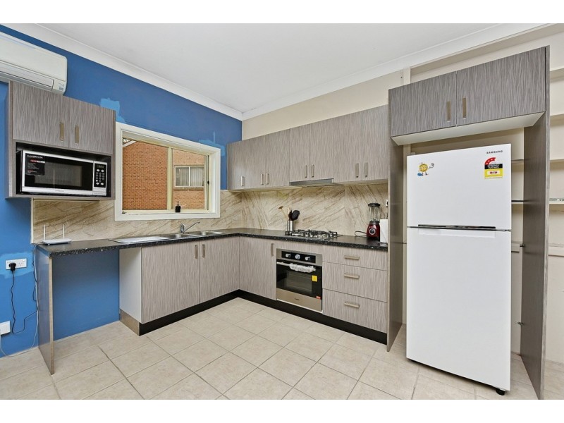 22 Parliament Road, Macquarie Fields NSW 2564