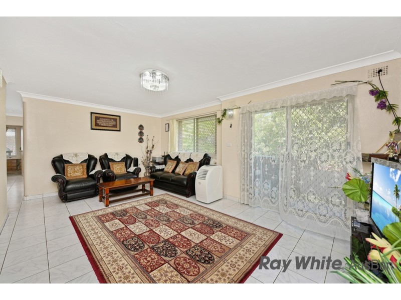 4./1 Hampden Road, Lakemba NSW 2195